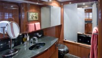 LADY DI -  Master Ensuite